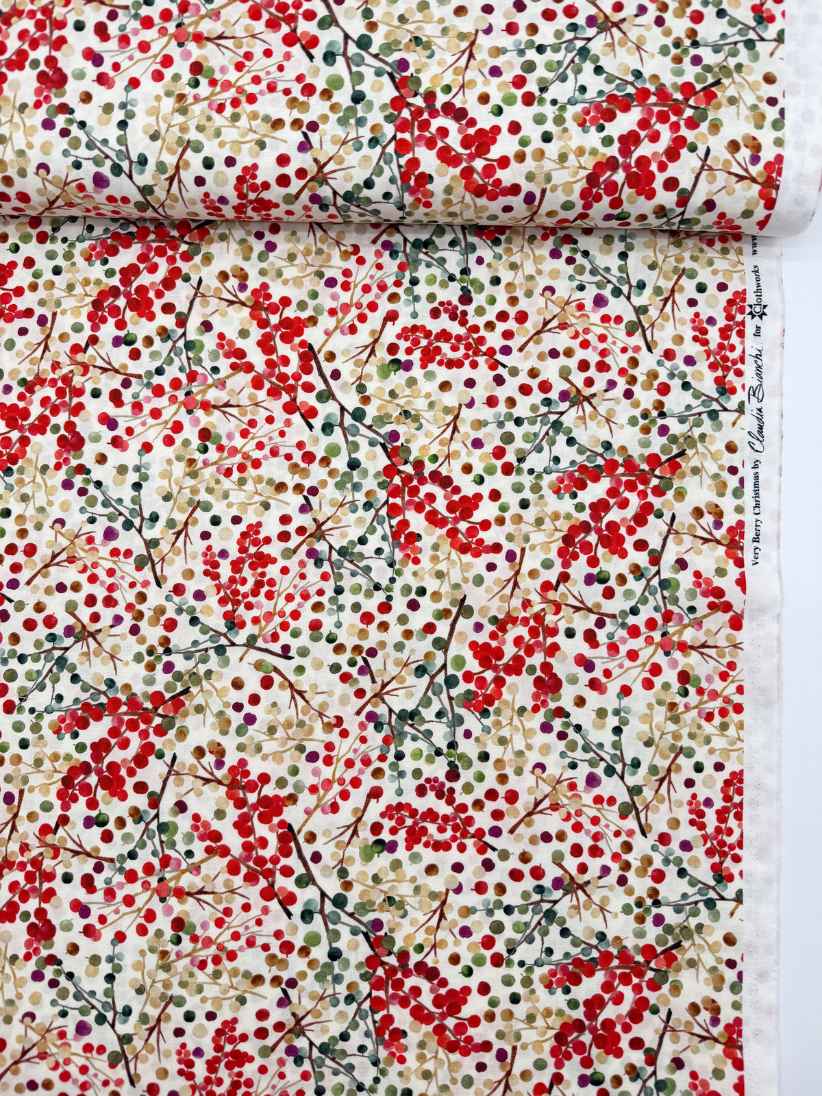 Cotton Sheeting, Very Berry Christmas