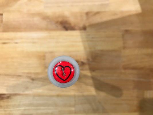Red with black outlined heart 13mm