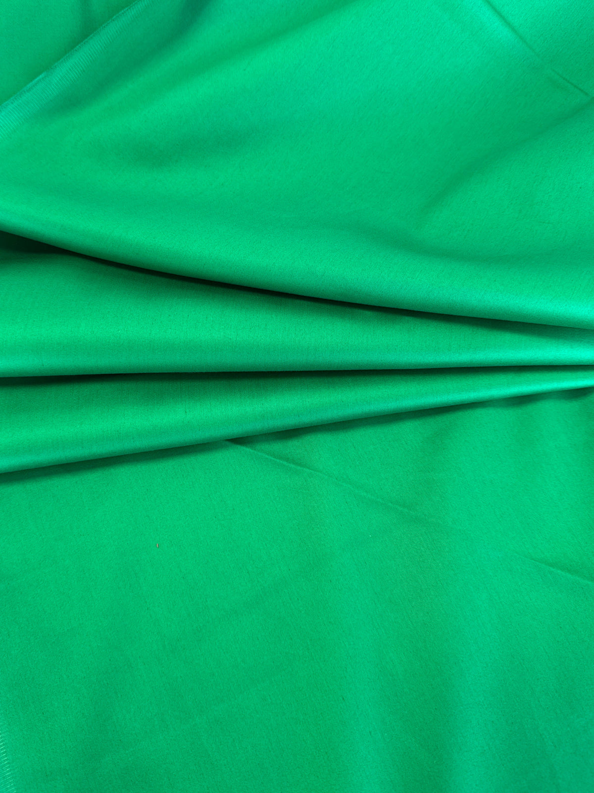 Cotton Sateen, Solid – Kelly Green