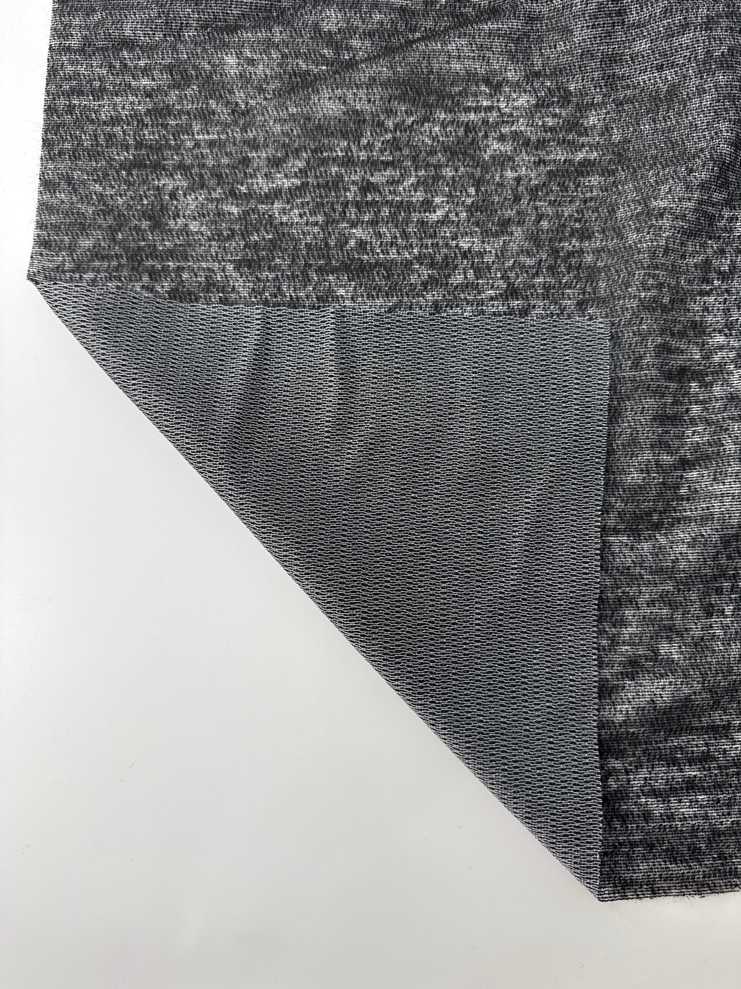 Whisper Weft Fusible Interfacing, Black, 20" width