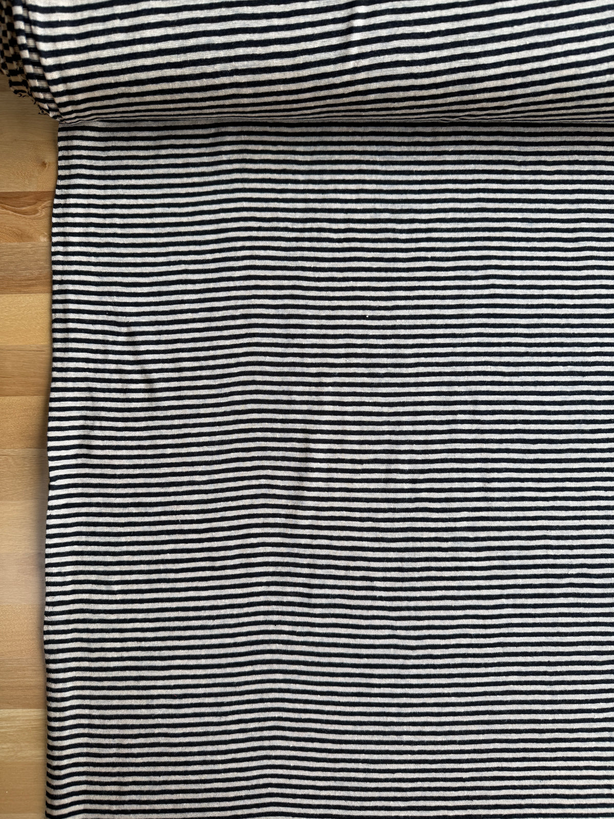 Linen/Rayon Single Jersey, Yarn Dye Stripe - Black/Straw, 180 gsm