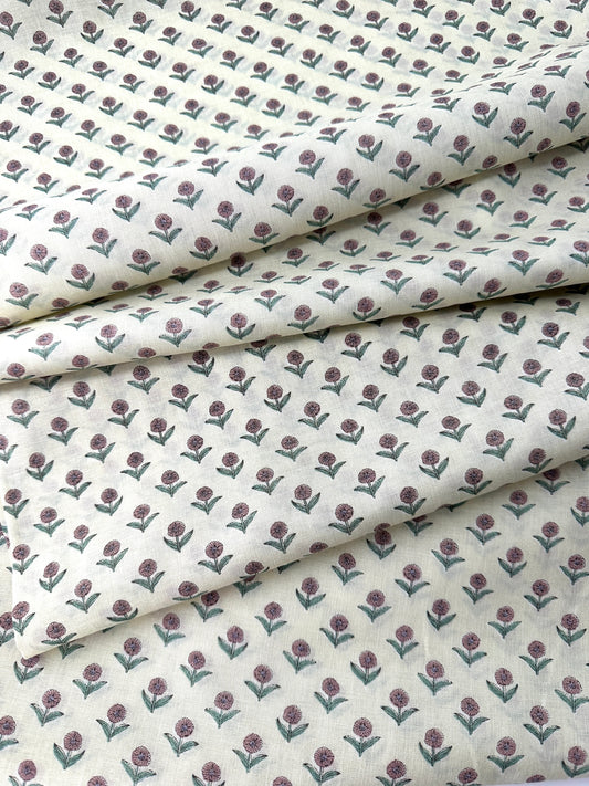 Japanese Cotton, Lightweight Sheeting, Petite Flower – Light Blue