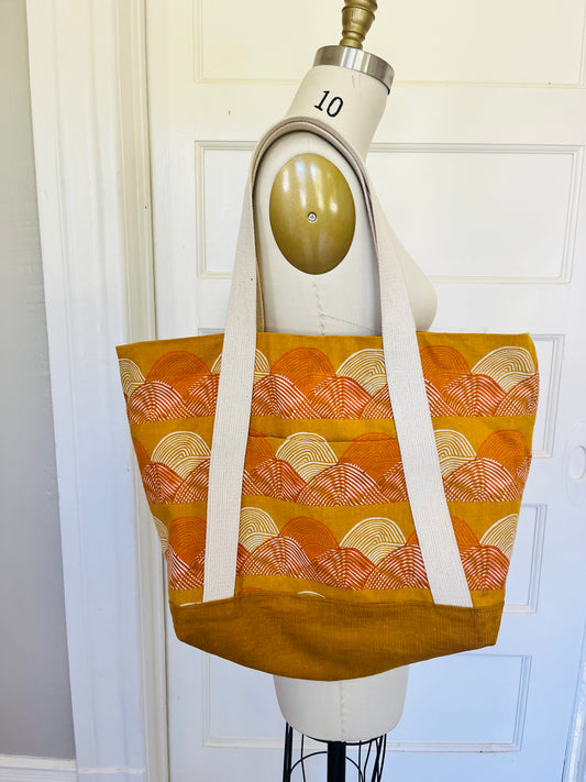 Class: Roomy Tote Bag