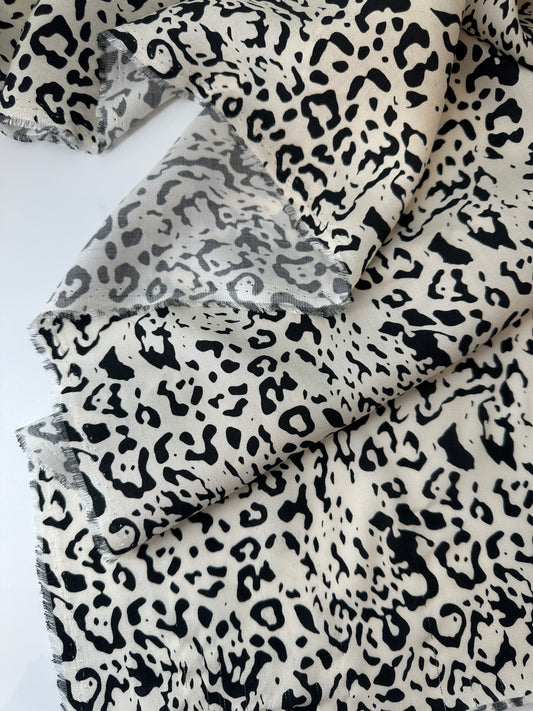 Tencel Lyocell Challis, Animal Prints – Apple Cider