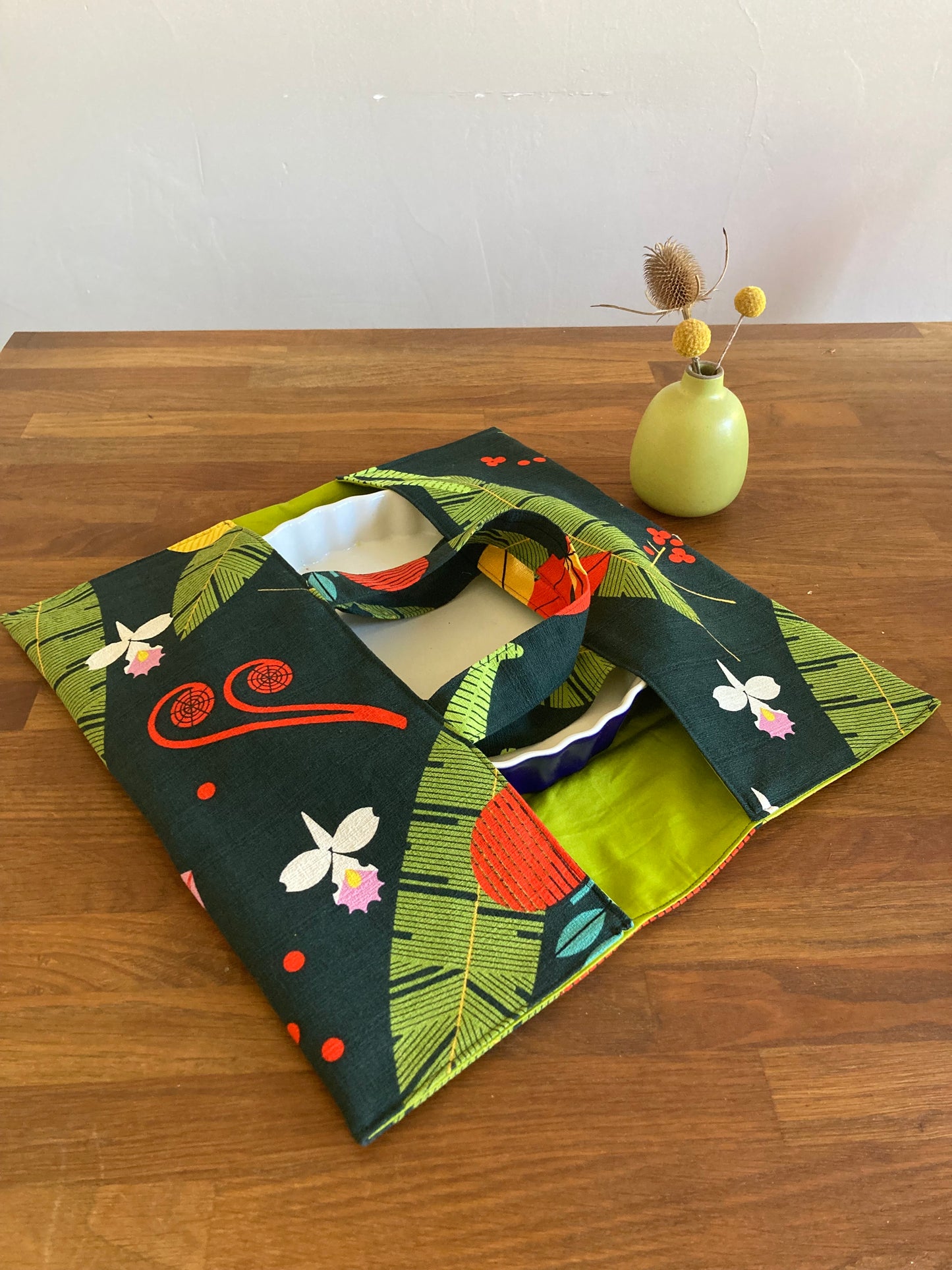 Class: Pie Tote