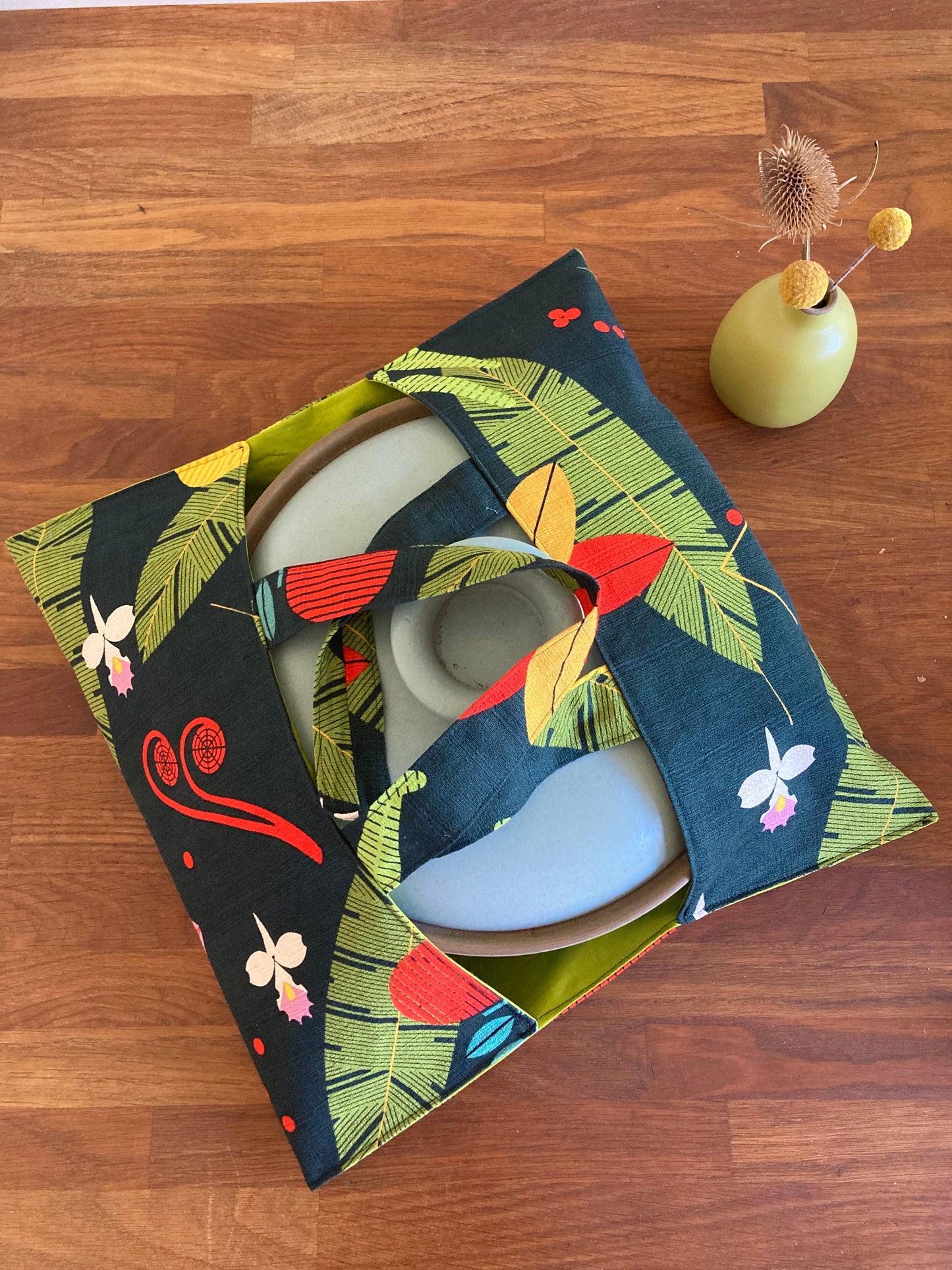 Class: Pie Tote