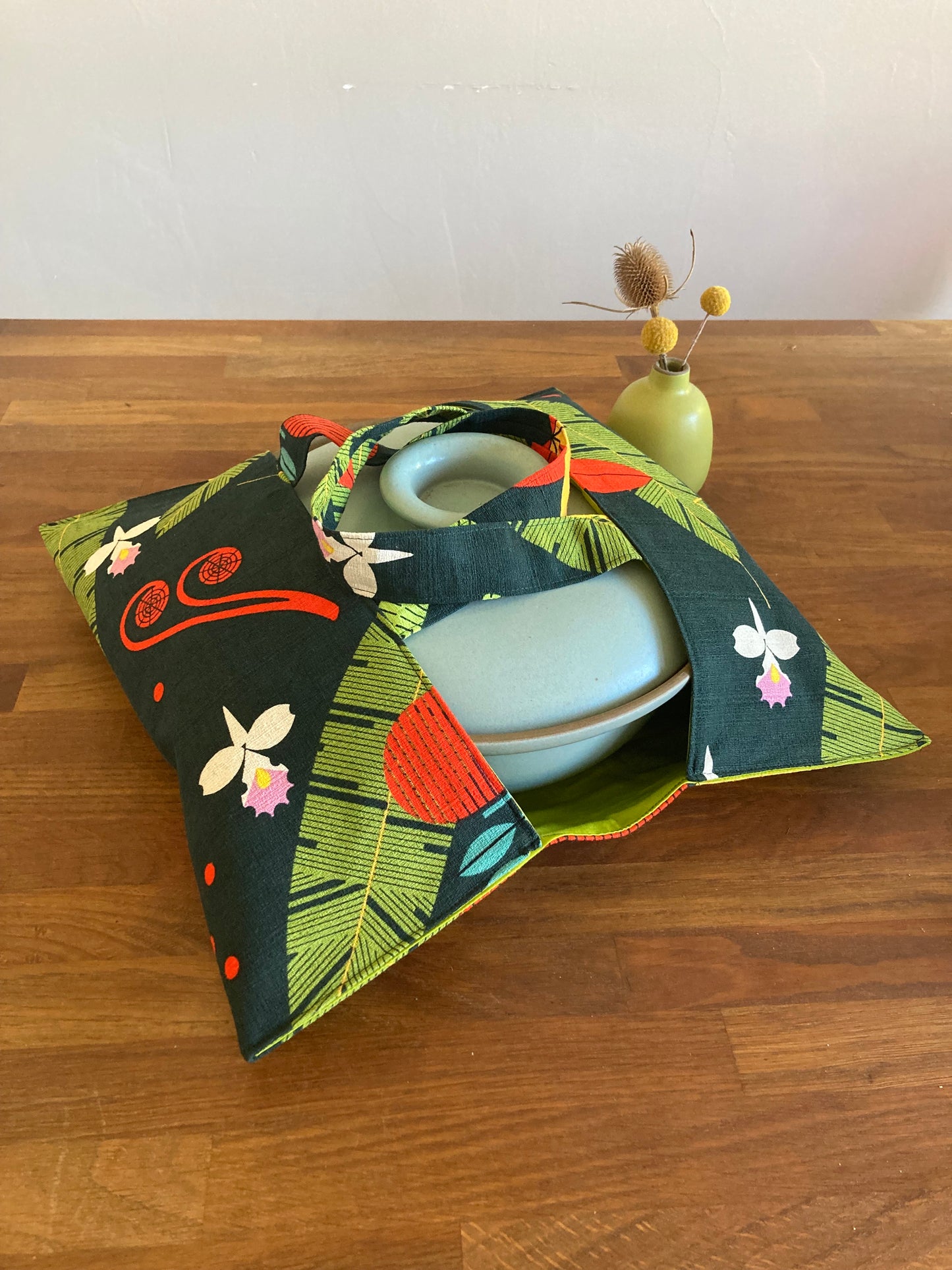 Class: Pie Tote