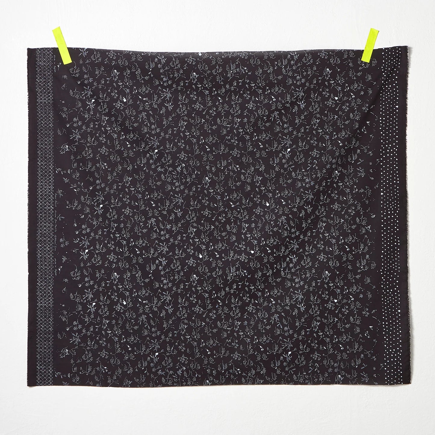 nani IRO, Cotton Lawn, Bear Fruits Black